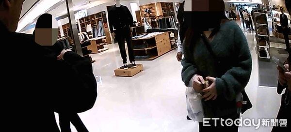 ▲▼▲▼陸客金門購物掉現金，金湖警迅速協尋找回獲來函致謝。（圖／金門縣警察局金湖分局提供）