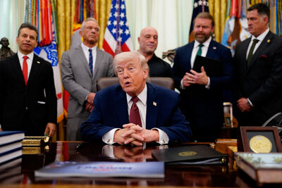 荷莫茲海峽又關！　川普緊急召開白宮戰情室會議