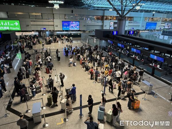 ▲▼桃園機場,二航廈        。（圖／記者徐文彬攝）