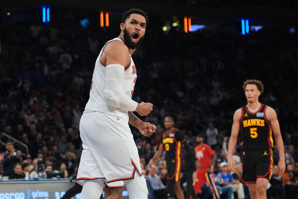 ▲紐約尼克唐斯（Karl-Anthony Towns）在下半場接管比賽。（圖／達志影像／美聯社）