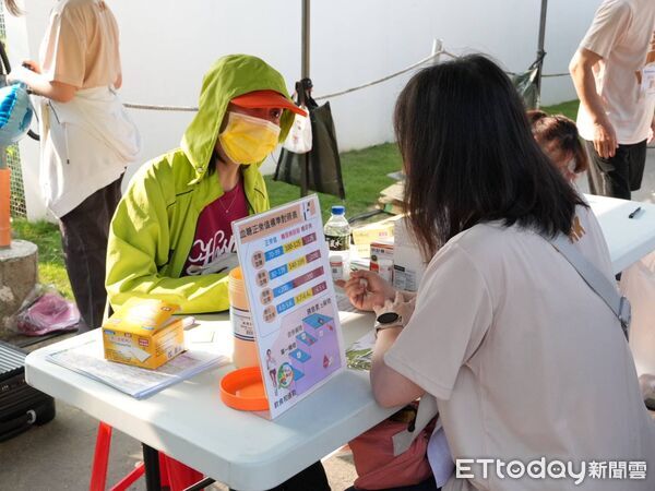 ▲台南市立醫院舉辦「府城森呼吸」健走活動，吸引超過1400名民眾參與，場面熱絡。（記者林東良翻攝，下同）