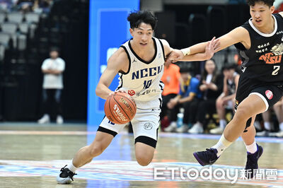 快訊／無敵政大「跨季74連勝」　痛宰國體大收UBA冠軍6連霸