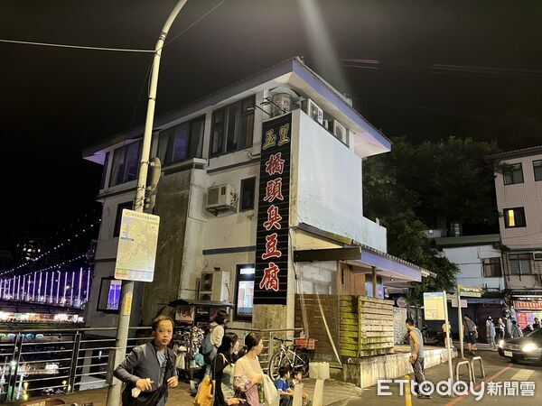 ▲▼         碧潭,玉里臭豆腐    。（圖／記者項瀚攝）
