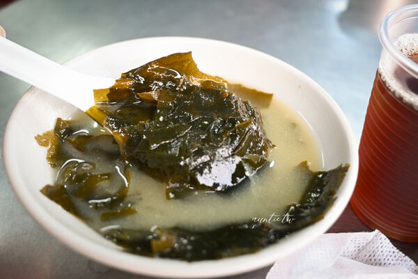 ▲▼花蓮水尾臭豆腐。（圖／水晶安蹄不務正業過生活授權提供）