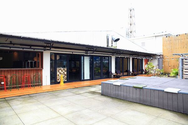 ▲▼漠杉咖啡西門店。（圖／UPSSMILE向上的微笑萍子 旅食設影授權提供）