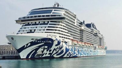 神女號郵輪安全通過荷莫茲海峽　遊客曾滯留杜拜分批搭機撤離