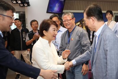 鴨子划水！科技圈悄悄點頭　盧秀燕AI布局早已開跑