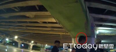 獨／北市河濱公園驚傳搶案！散步女手機瞬間被劫...黑衣男落網