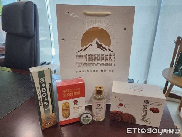 ▲當天開球贈送的入場禮             。（圖／記者吳奕靖翻攝）