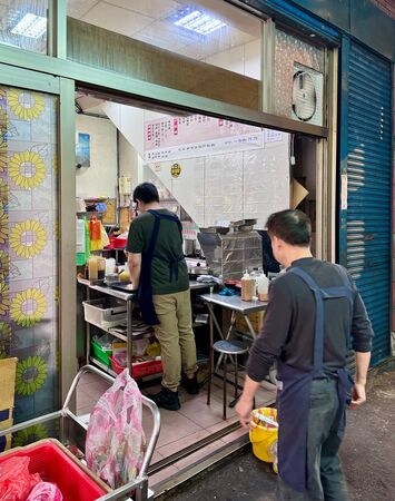 ▲▼大榮肉粥。（圖／小虎食夢網授權提供）