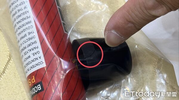 ▲▼辣椒水。（圖／記者許權毅攝、警方提供）