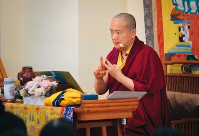 哄女上床還劈腿　出家喇嘛「希望弟弟再長15公分」