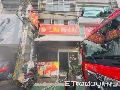 快訊／桃園某燒臘便當店火警！陣陣濃煙頻竄　老闆一度無生跡