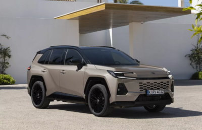 TOYOTA「最省油RAV4要來了」台灣預計今年見！不吃油能跑137公里