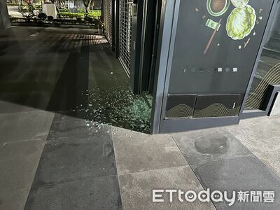 林口知名湯品餐廳大門遭砸！玻璃、螢幕碎裂　警鎖3嫌追緝