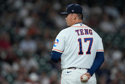 快訊／鄧愷威拆彈成功！2.2局無失分好投　台灣球迷追兩戰超忙