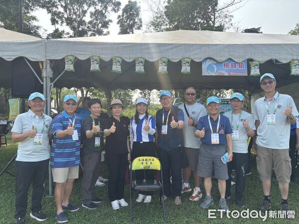 ▲▼ NBA等級寶座空降嘉義！115全中運首創「裁判長專屬紀念椅」連司長也驚豔 。（圖／嘉義縣政府教育處提供）
