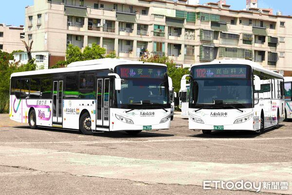 ▲台南都會公車102路4月22日上線，串聯崑山科大至安平重要路線。（記者林東良翻攝，下同）