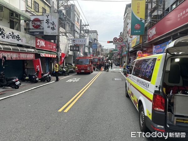 ▲▼             桃園某燒臘餐廳發生火警，62歲男子送醫不治。（圖／記者沈繼昌翻攝，下同）