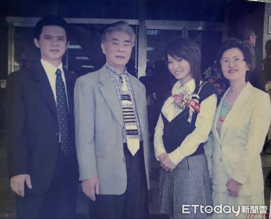 ▲▼高雄「藍營老將」辭世！享壽87歲　市議員女兒悲痛證實。（圖／記者賴文萱翻攝）