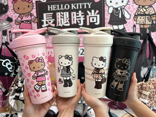 ▲▼7-11首度推出「長腿KITTY」快閃購，多達55款周邊。（圖／記者林育綾攝）