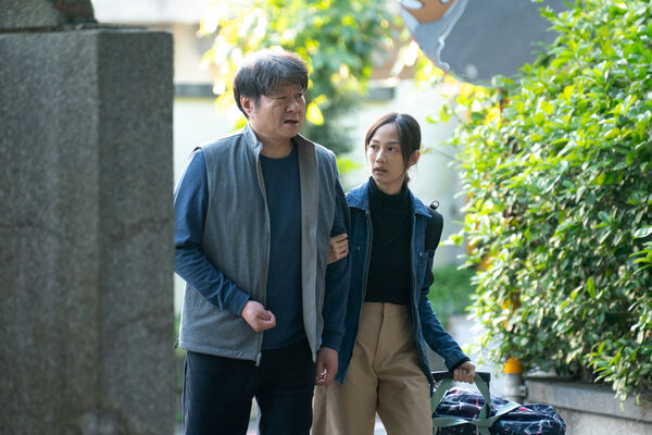 ▲公益微電影《我的意外父母》由簡嫚書、陳文山、楊潔玫、梁舒涵主演。（圖／我的耐心有限公司提供）