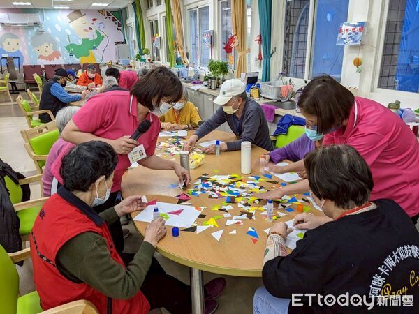 ▲▼114年度綜合所得稅，「長期照顧特別扣除額」，每人每年定額扣除額由12萬元提高至18萬元。（圖／花蓮縣衛生局提供，下同）