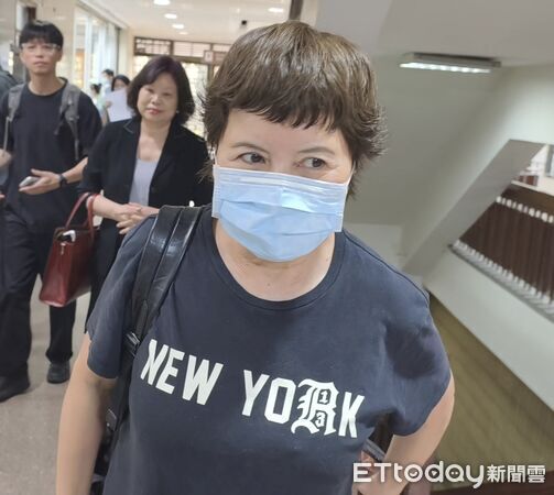 ▲▼資深電影監製李烈告導演錢人豪涉嫌加重誹謗，雙方今（21日）到台北地院出庭。（圖／記者黃哲民攝）