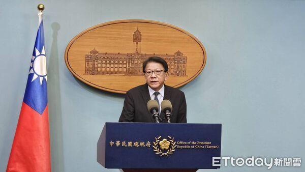 ▲▼總統府召開臨時記者會，秘書長潘孟安出席。（圖／記者呂佳賢攝）