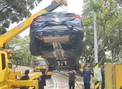 貨車下坡灣道失控撞對向2車釀3傷 肇事駕駛:煞車失靈惹禍
