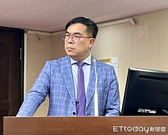 ▲▼環境部長彭啓明表示，廢棄馬鈴薯屬農業廢棄物，可先做成生質能或堆肥，最差才會送到焚化爐。（圖／記者許敏溶攝）