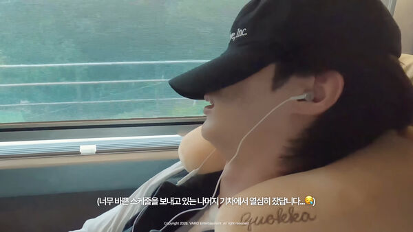 ▲▼邊佑錫搭高鐵「周遭沒半個人認出」　粉絲哀嚎：錯過理安大君。（圖／翻攝自VARO Playlist YouTube）