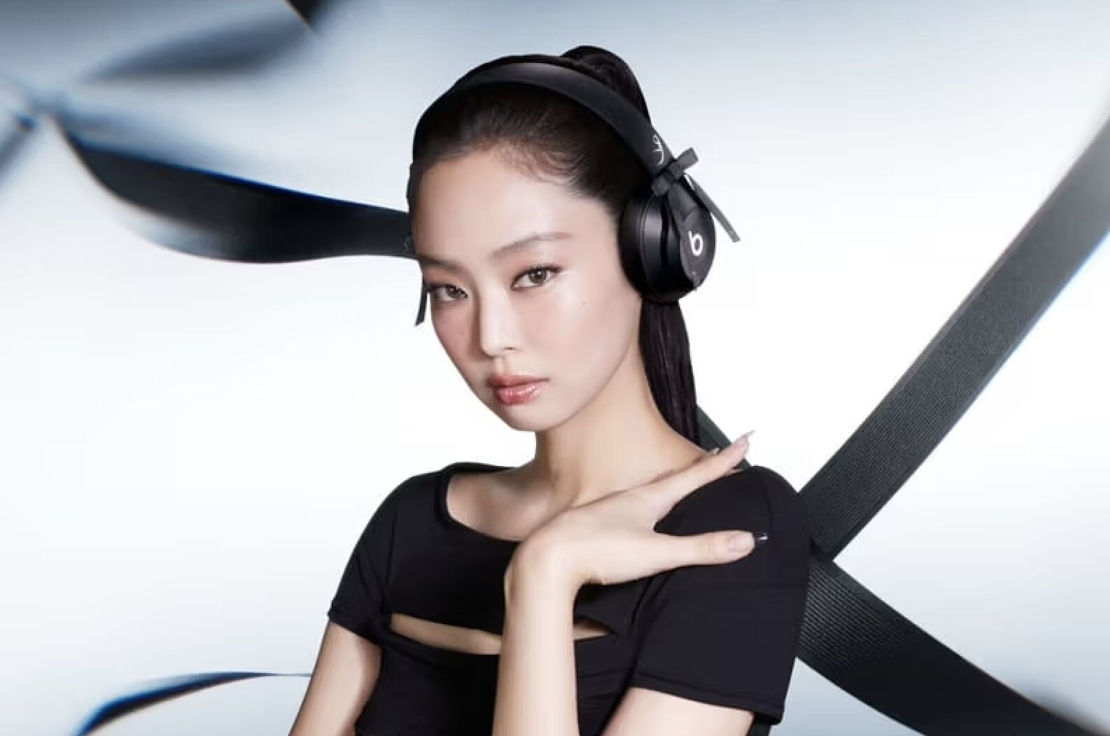 ▲JENNIEＸBeats Solo 4特別版。（圖／翻攝Beats官網）