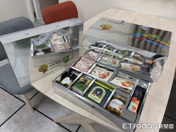 ▲▼   「嘉義香氣集」榮耀登場！115全中運專屬禮盒致敬裁判貴賓   。（圖／嘉義縣政府教育處提供）