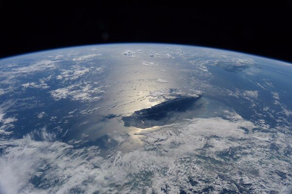 太空照拍「台灣命脈」超利斬颱刀　萬人感動：難怪颱風都被切爛