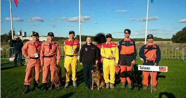 段傳仁曾建議，搜救犬評量採用國際搜救犬組織（IRO）的評量標準。（圖／段傳仁提供）