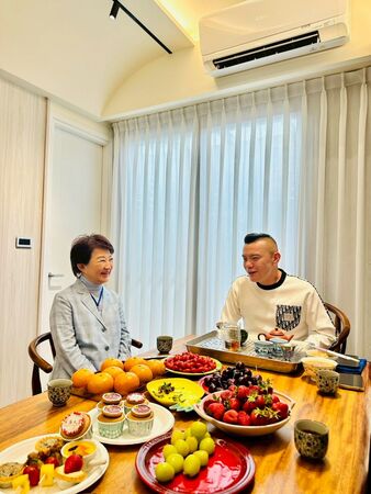 開第一槍！江和樹表態挺盧秀燕選總統　「現在就是最好時間點」