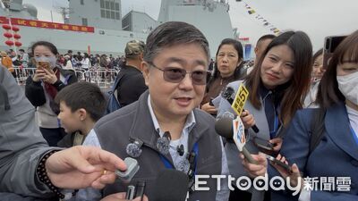 前海軍艦長登共艦嗨喊「解放軍準備好了！」　綠推修法砍退俸遭藍擋下