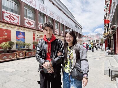 獨／丟丟妹被傳跟男友分手！？　人在西藏急病纏身回應了