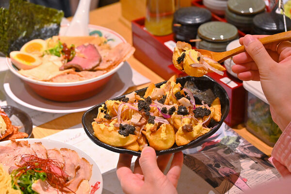 ▲▼京都北白川魁力屋拉麵 台中中港店。（圖／橘子狗愛吃糖授權提供）