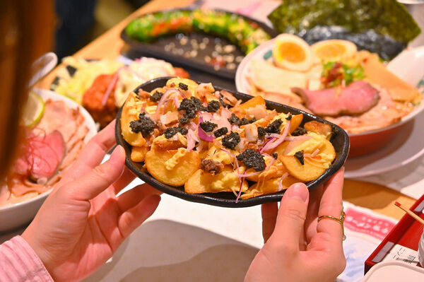 ▲▼京都北白川魁力屋拉麵 台中中港店。（圖／橘子狗愛吃糖授權提供）