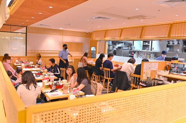 ▲▼京都北白川魁力屋拉麵 台中中港店。（圖／橘子狗愛吃糖授權提供）