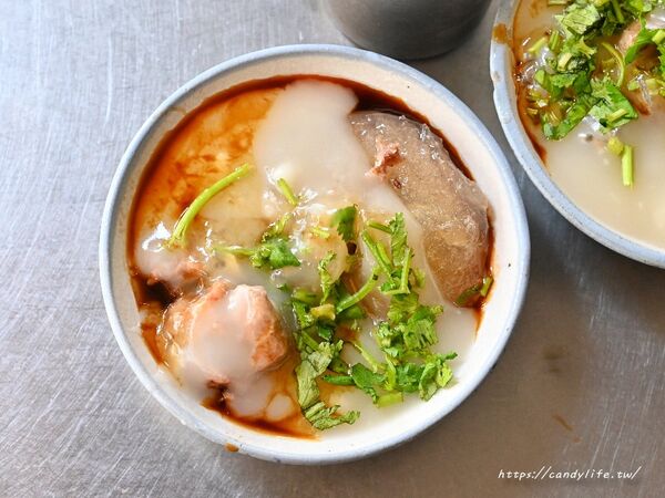 ▲▼南興肉圓。（圖／部落客陳小可的吃喝玩樂授權提供）