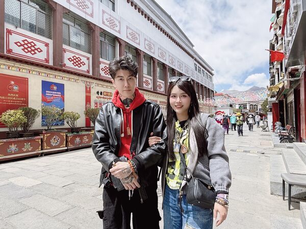 獨／丟丟妹被傳跟男友分手！？　人在西藏急病纏身回應了