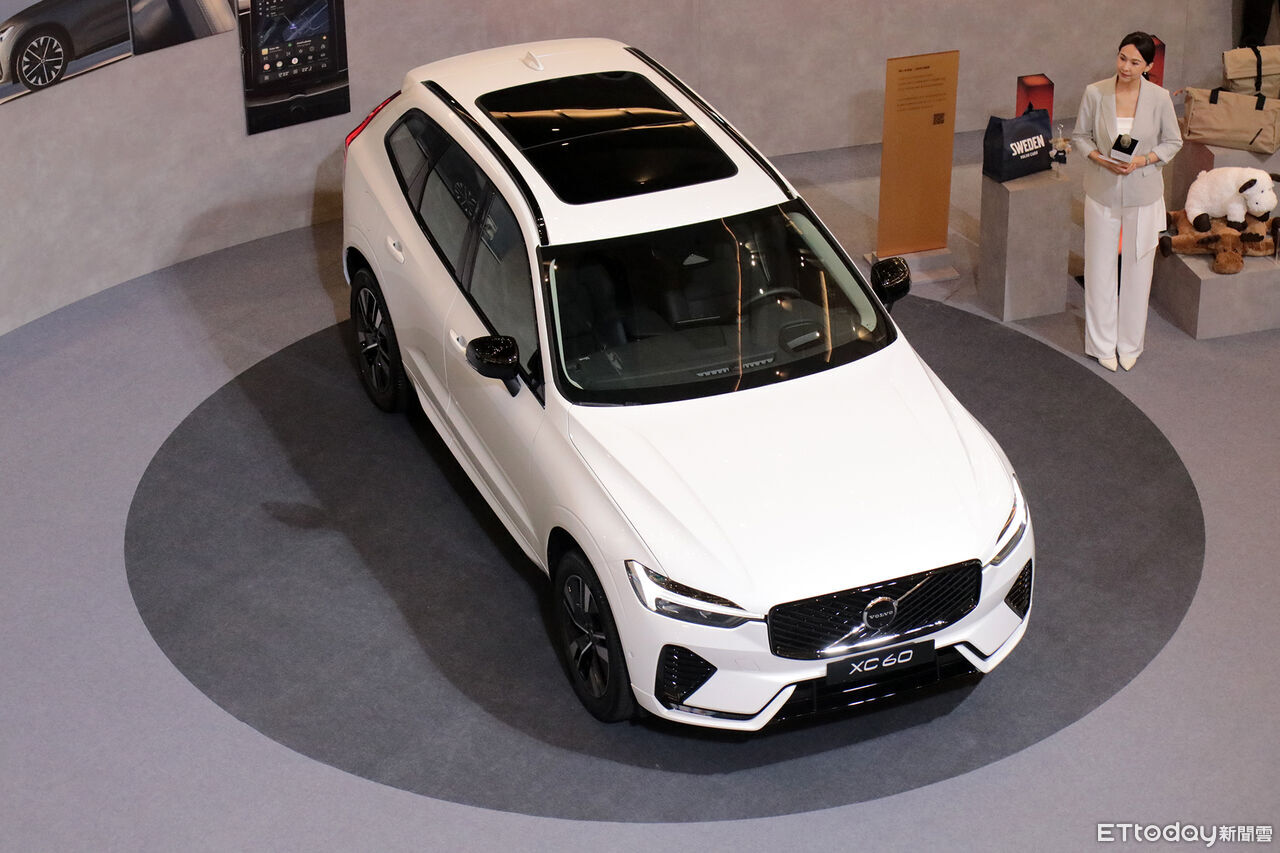 ▲224萬起！Volvo「2度小改款XC60休旅」開賣　溫昇豪＆帥總裁同台。（圖／記者張慶輝攝）