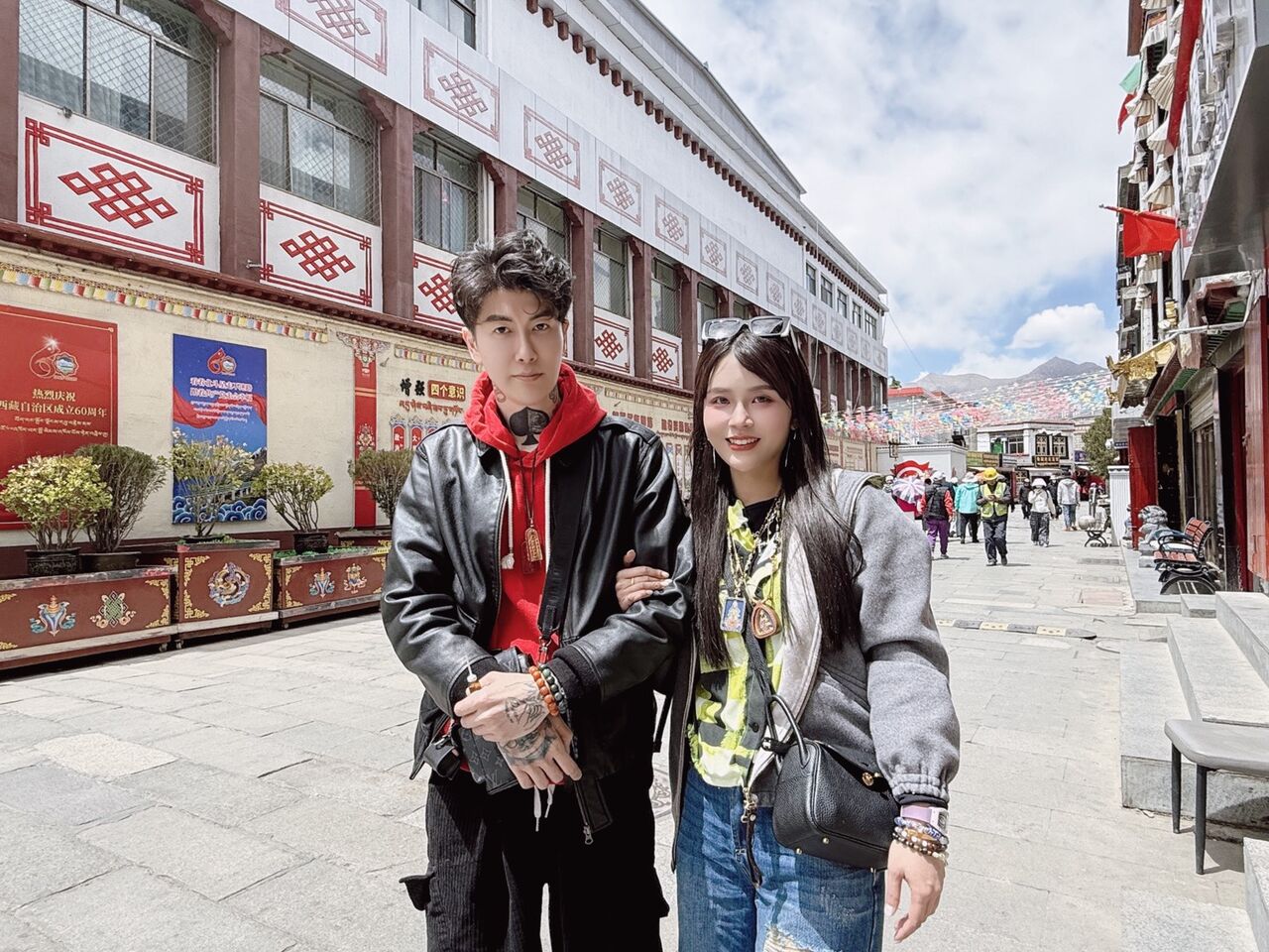 獨／丟丟妹被傳跟男友分手！？　人在西藏急病纏身回應了