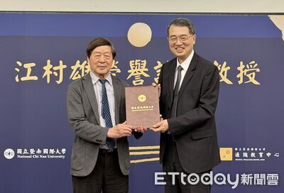 投身攝影一甲子 江村雄獲聘暨大榮譽講座教授