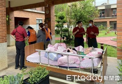 金門松柏園避難演練驗證應變力　科技通報、照護人力同步到位