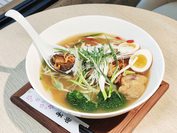 ▲▼Bigtom(無罪甜生活) 美國冰淇淋咖啡館內湖店。（圖／WISELY`S 拍拍照寫寫字授權提供）