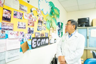 夜奔醫院看病歷惹議　柯文哲發聲：但願別因我的出現造成醫護困擾